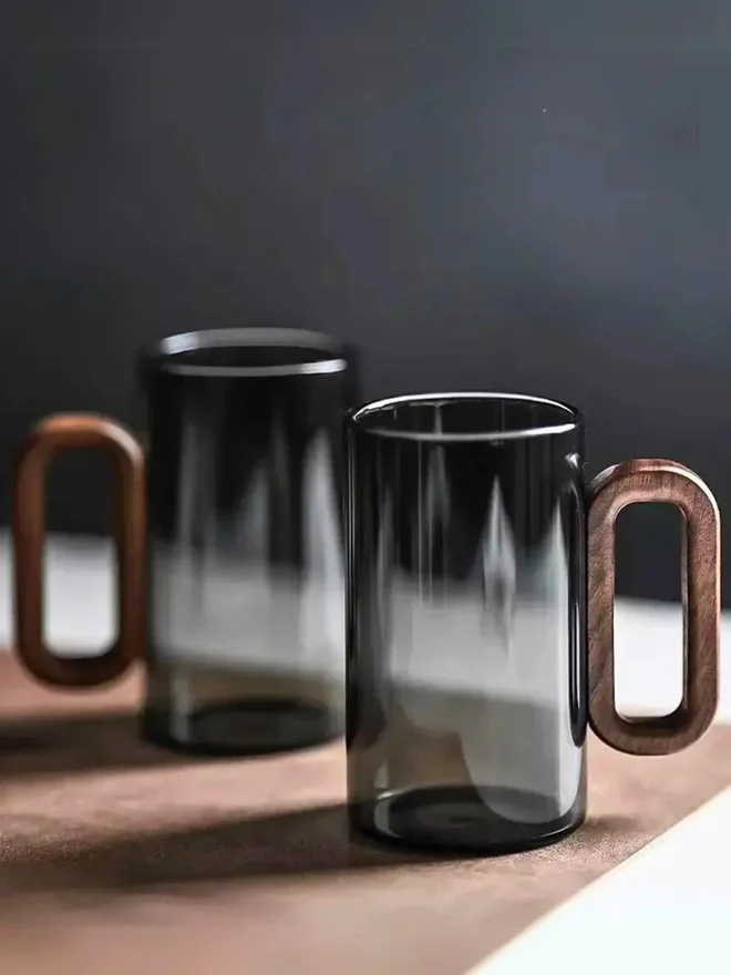 1 تشيس 1CHASE Set of 4- Borosilicate Glass Mug with Walnut Acacia Wooden Handle 350ml